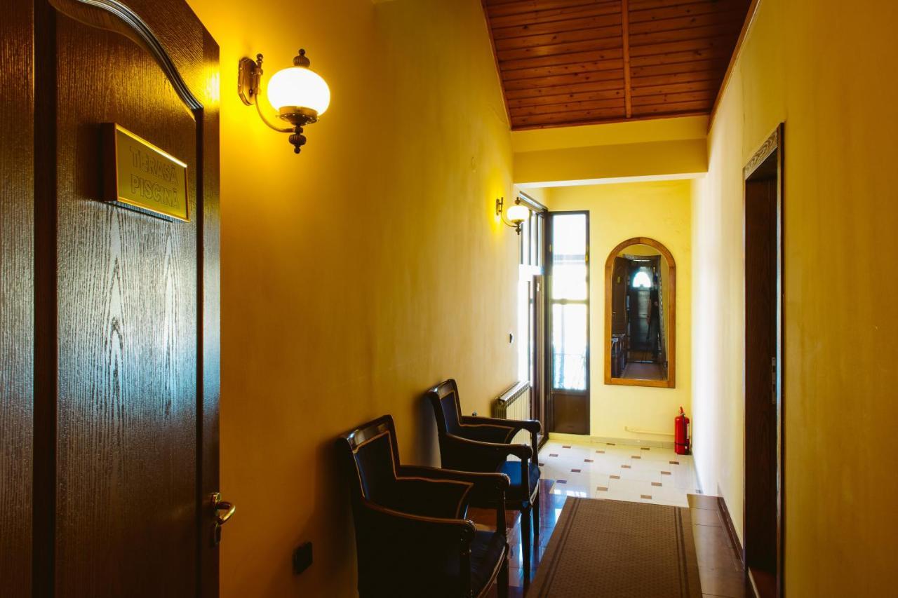 Pensiunea Imperial Targu Mures Exterior photo