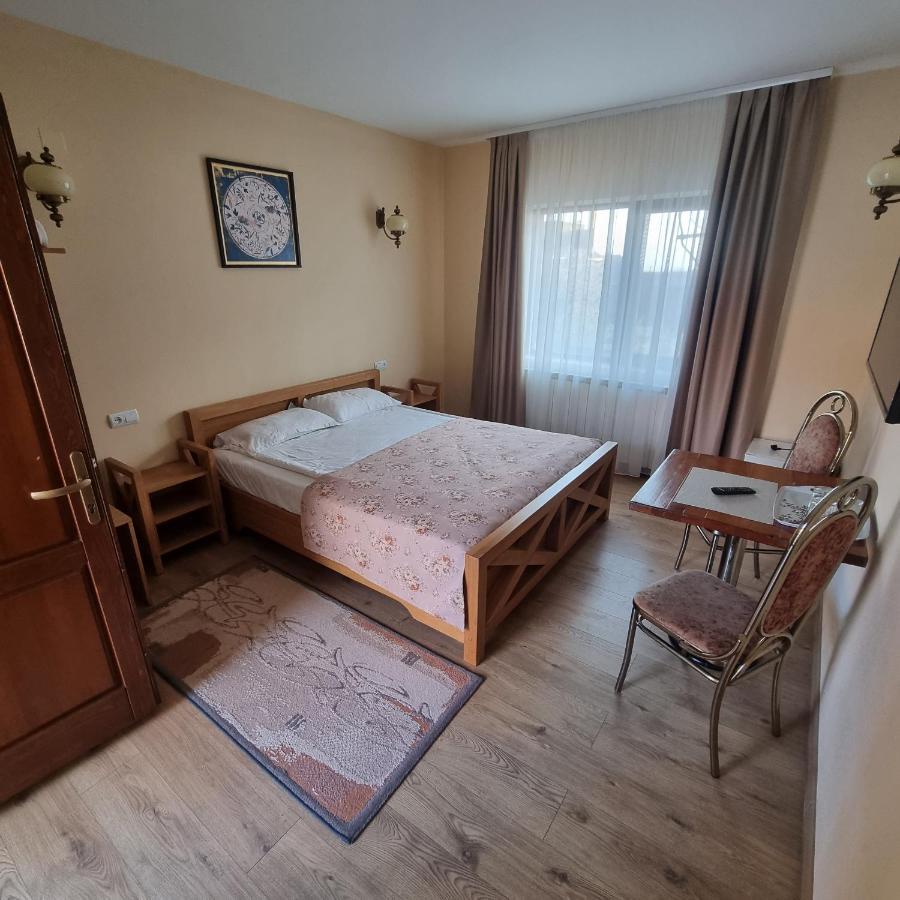 Pensiunea Imperial Targu Mures Exterior photo