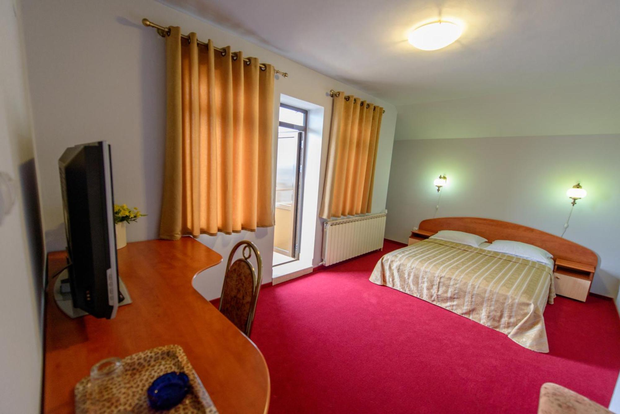 Pensiunea Imperial Targu Mures Room photo