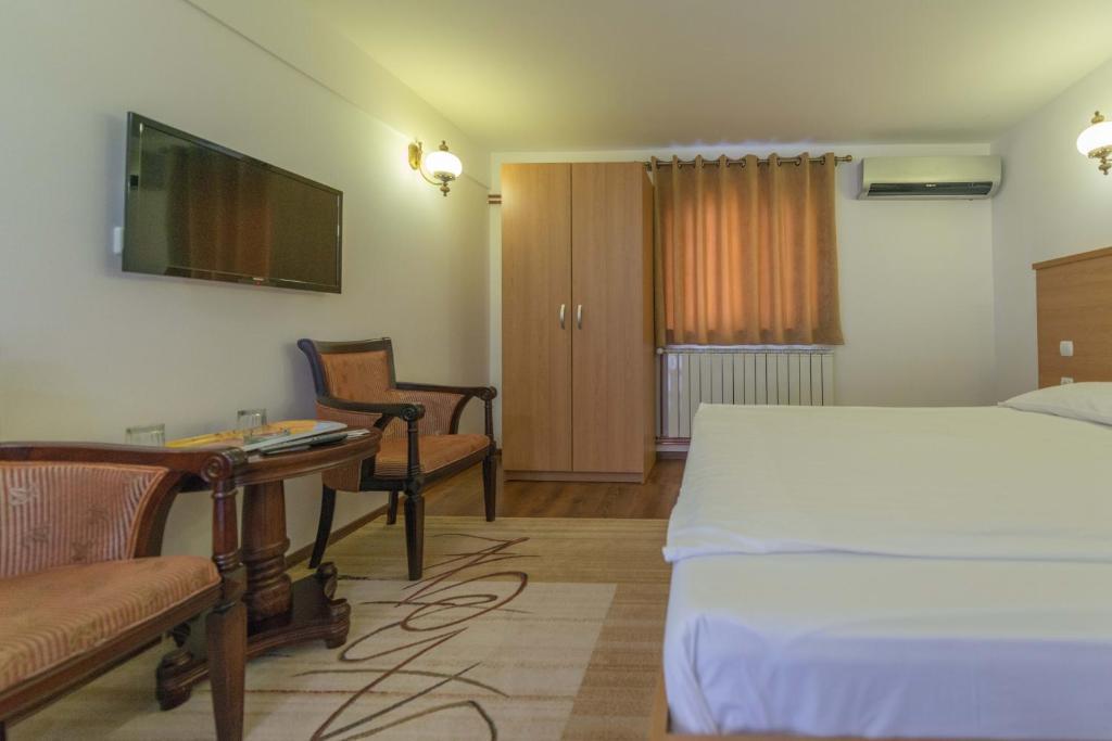 Pensiunea Imperial Targu Mures Exterior photo